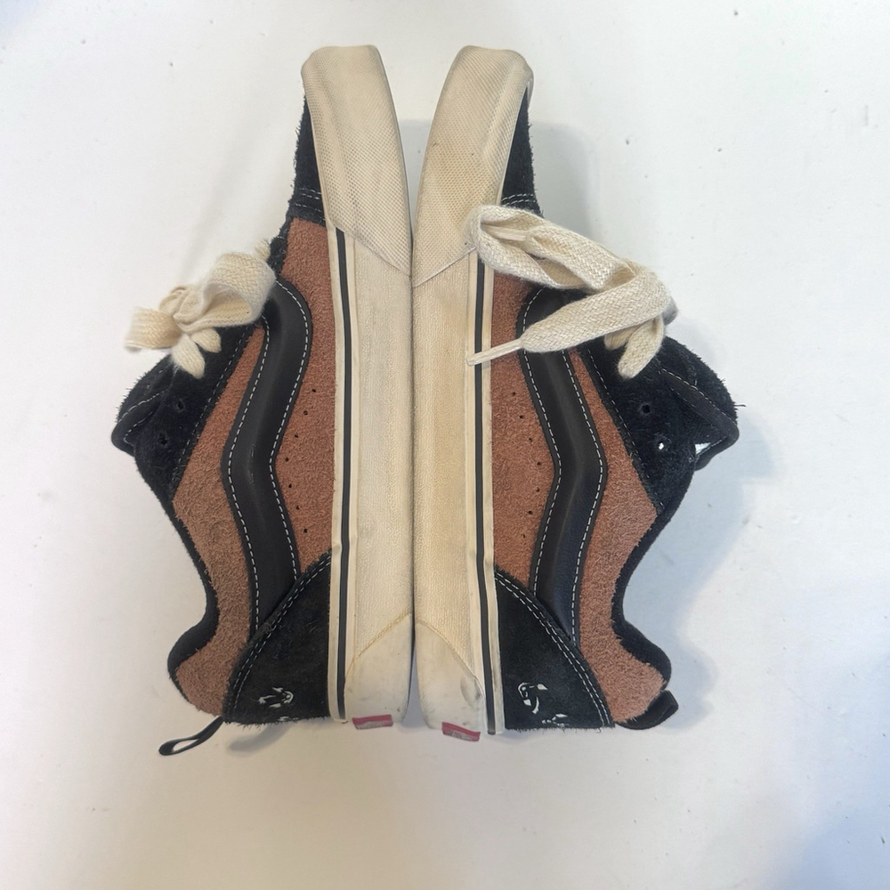Vans x Disney 100th Anniversary Knu Skool Scar Lion King Shoes Size:9 Women - Picture 5 of 14